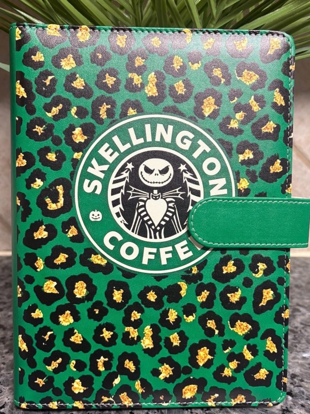 Skellington Coffee Green Leopard Folio